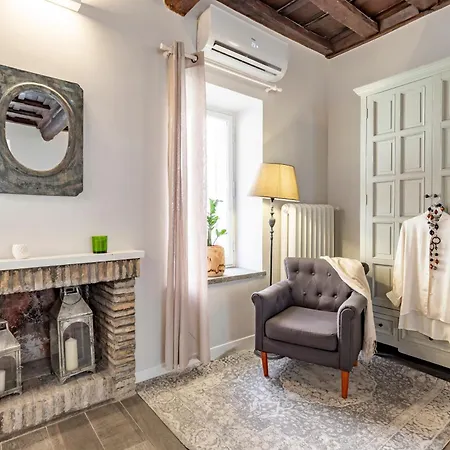 Palazzo Storico Dormo Da Lisa - Colosseo Villa