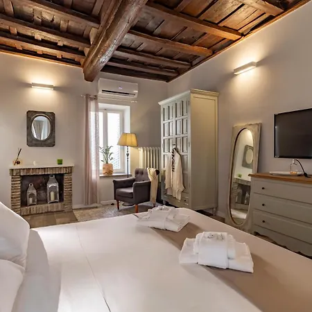 Palazzo Storico Dormo Da Lisa - Colosseo Willa Rzym