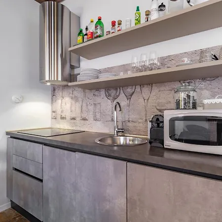 Palazzo Storico Dormo Da Lisa - Colosseo *