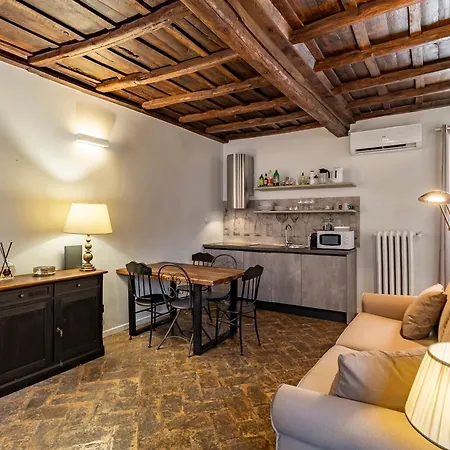 Palazzo Storico Dormo Da Lisa - Colosseo Villa