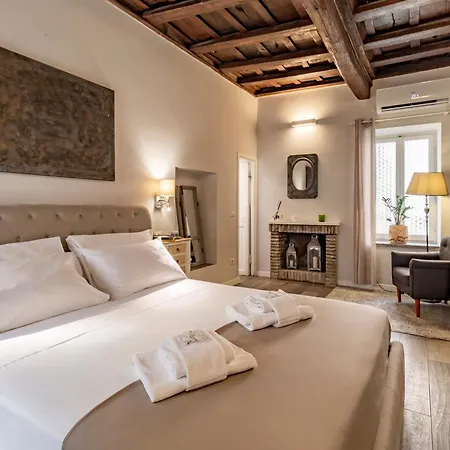 Palazzo Storico Dormo Da Lisa - Colosseo *