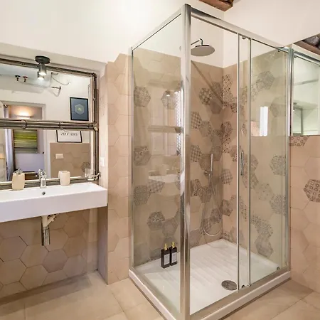 Palazzo Storico Dormo Da Lisa - Colosseo Roma