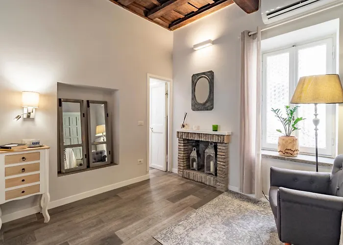 Palazzo Storico Dormo Da Lisa - Colosseo * Rome